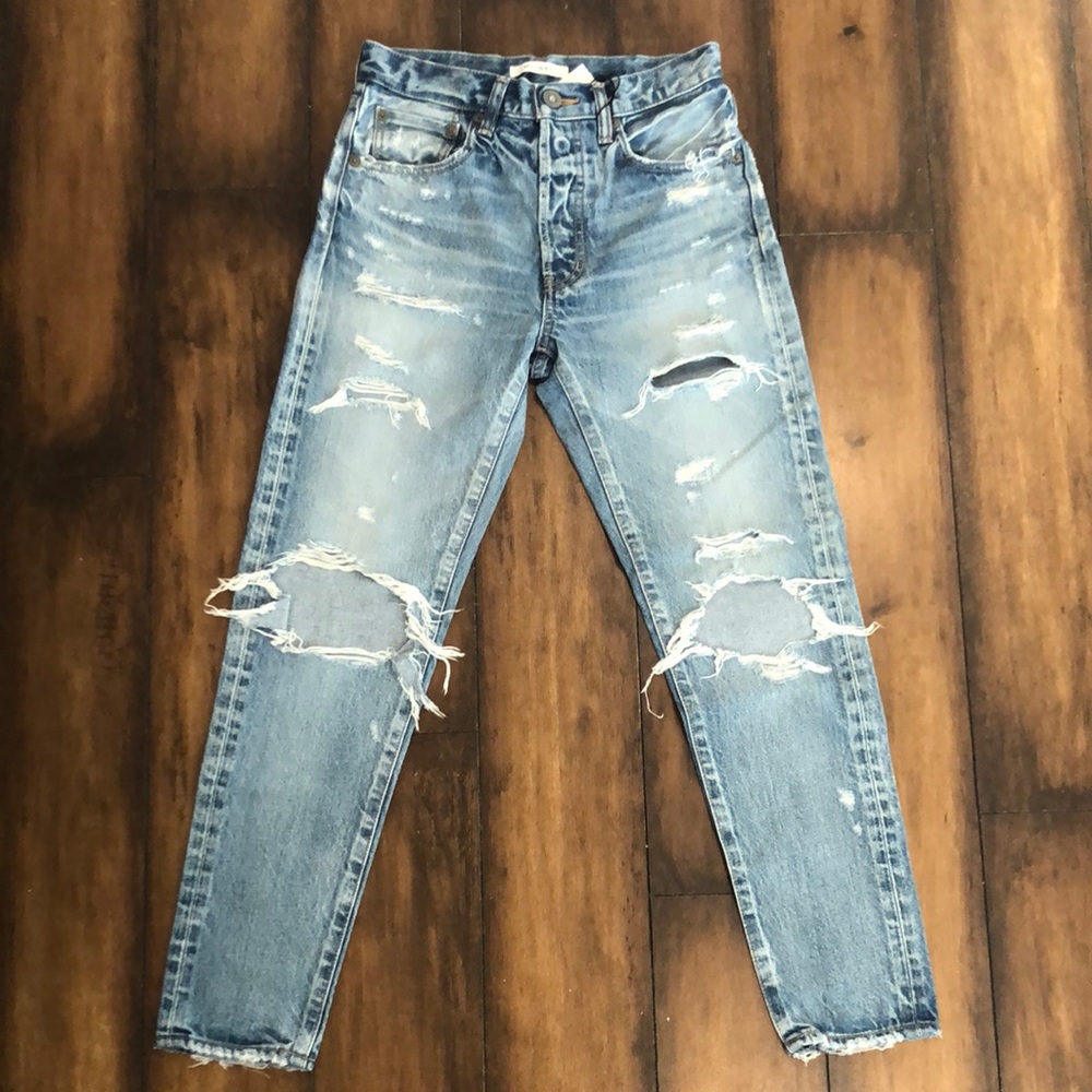 Blue Skinny Distressed Jeans with Vintage Look